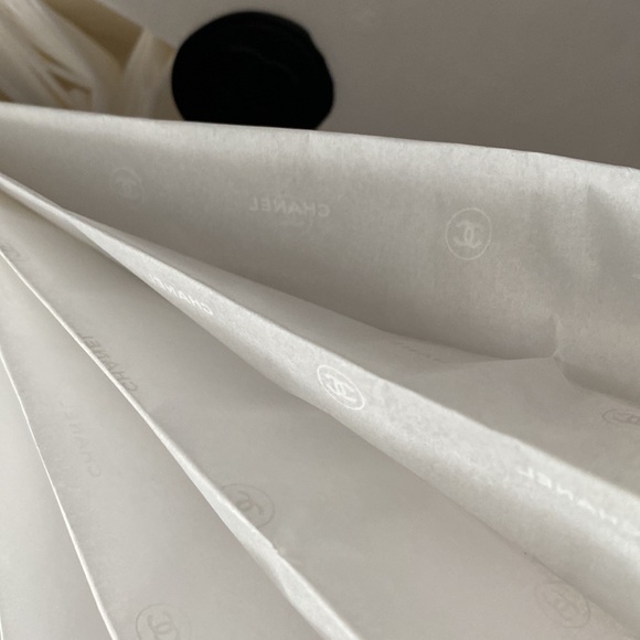 Chanel Boxes - Picture 3 of 3